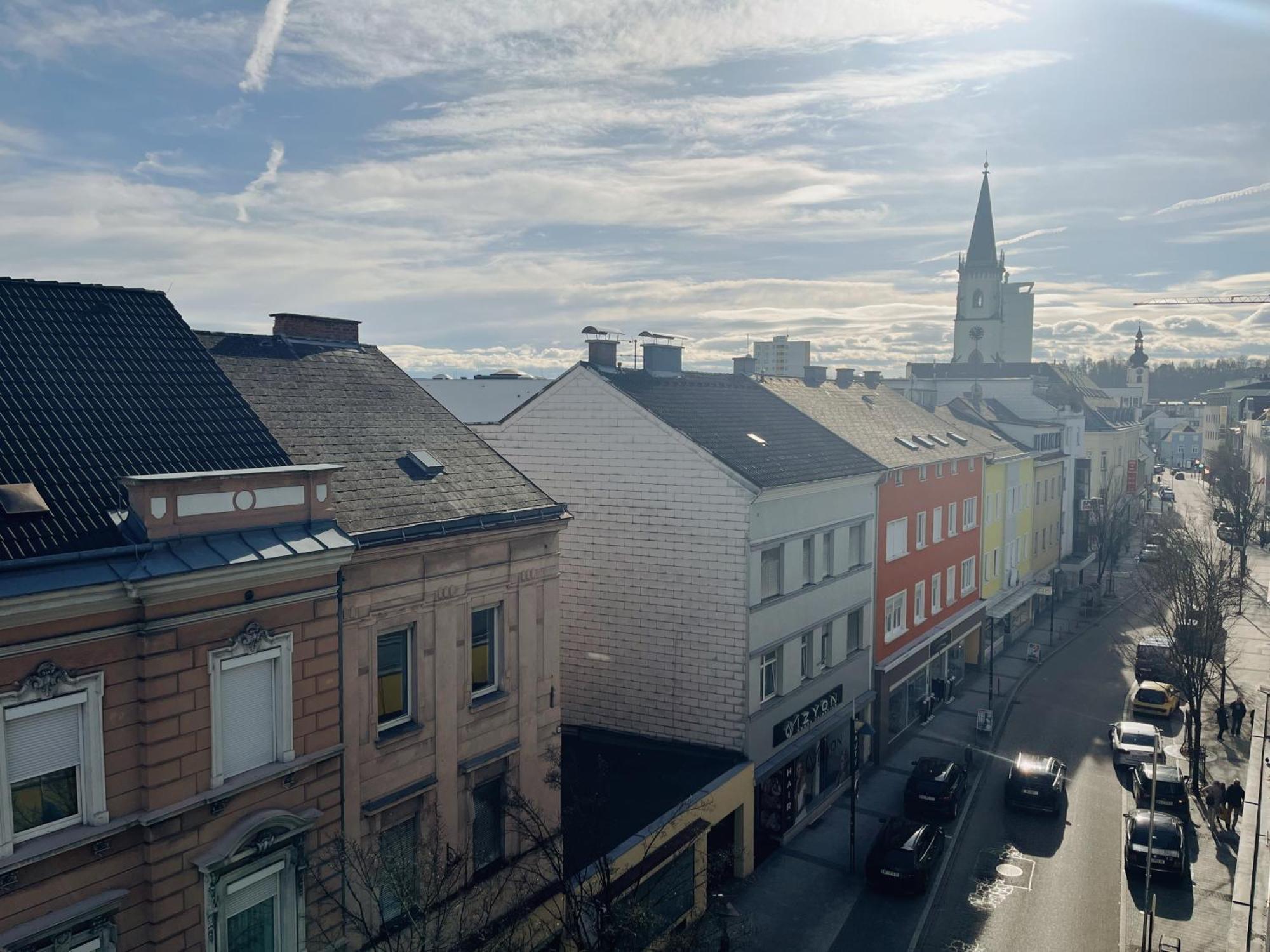 Modernes Apartment Wels City Center Exterior foto